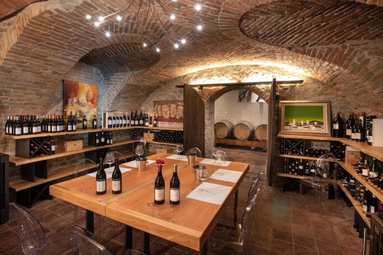 Cascina Meriame Serralunga d'Alba Luaran gambar